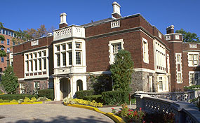 Hobart Manor