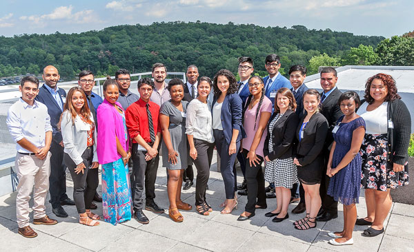 COIN-2016-Students-(600x366)