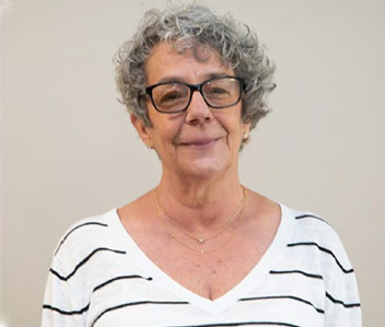 Laura Stark