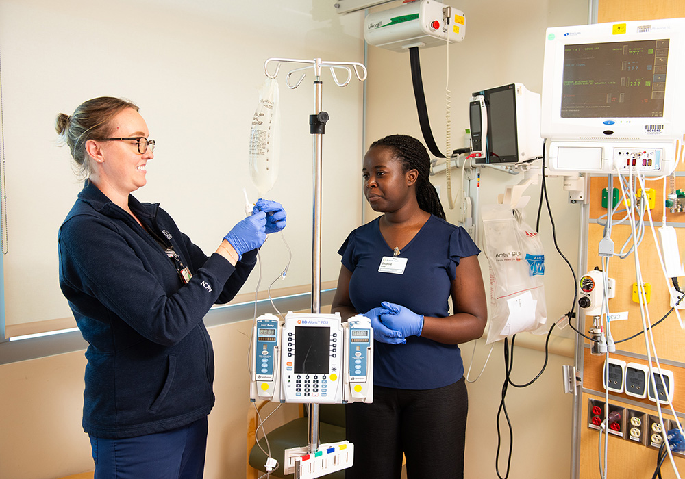 WP student Chelsy Kizito '27 shadows Alyson Triolo '08, MSN '13.