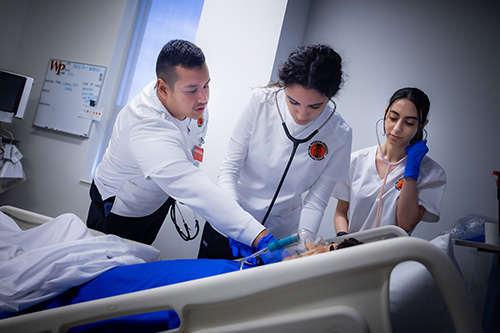 William Paterson University nursing students in simulation lab
