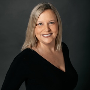 Stacey Sassi headshot