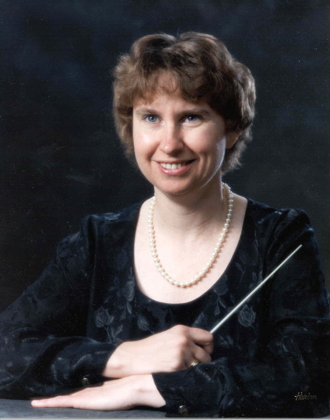 Sandra Dackow headshot