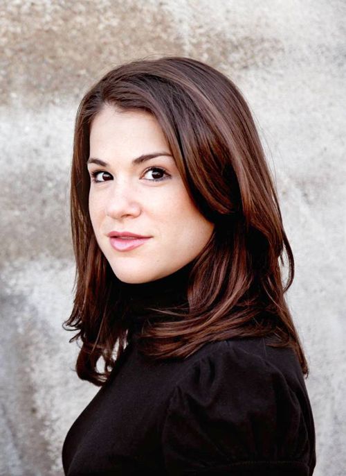 Rebecca Jo Loeb headshot