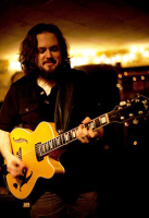 Midday Artist Series<br>Guitarist, WP alumnus Nat Janoff Trio