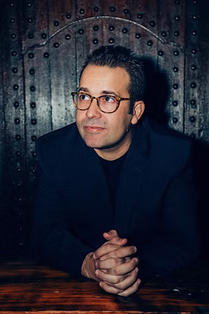 Manuel Valera headshot