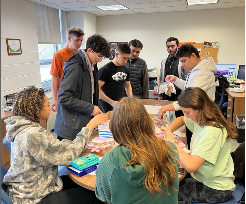 William Paterson students working together on a community service project