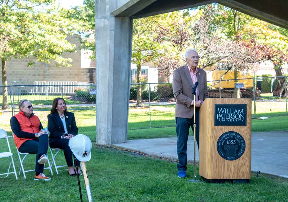 Stephen Adzima '75, lead donor to the Pioneering Champions campaign, speaks during the ceremony